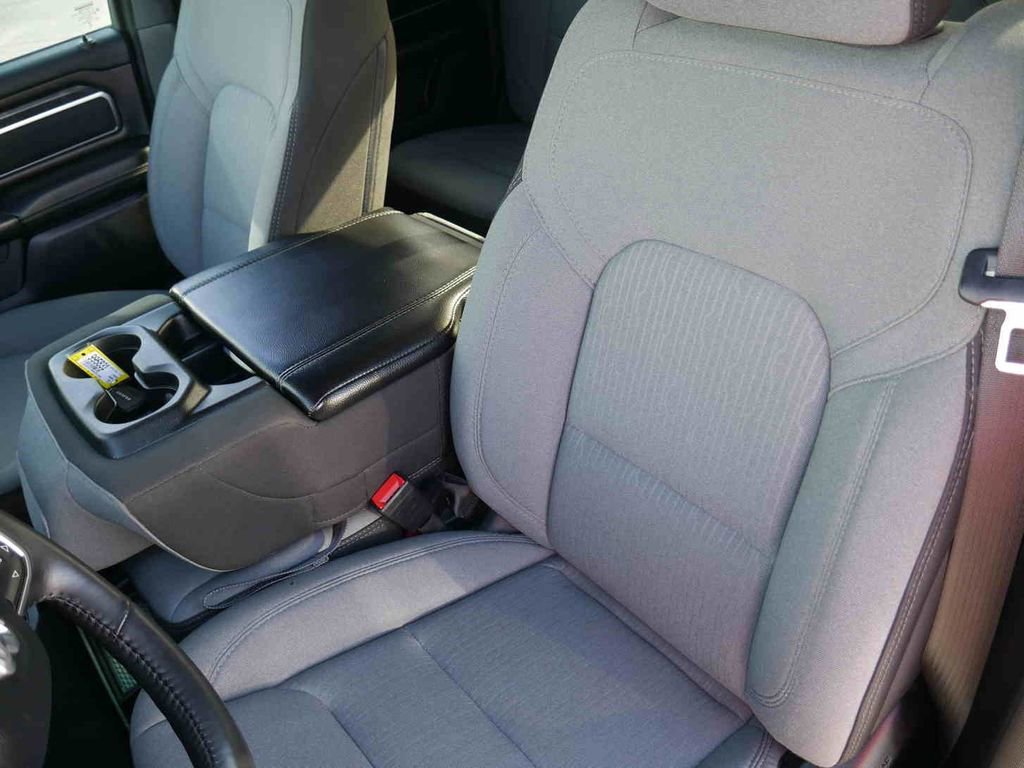 Used 2024 RAM 1500 Big Horn image 31