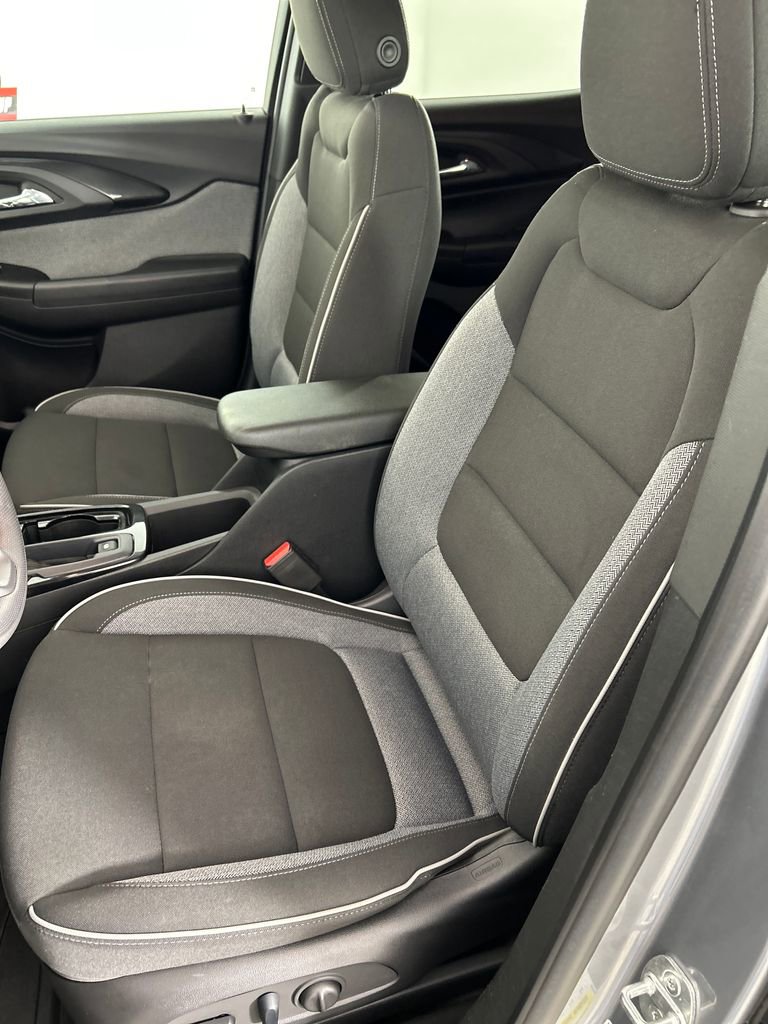 Used 2023 Chevrolet TrailBlazer LT w/ Convenience Package image 12