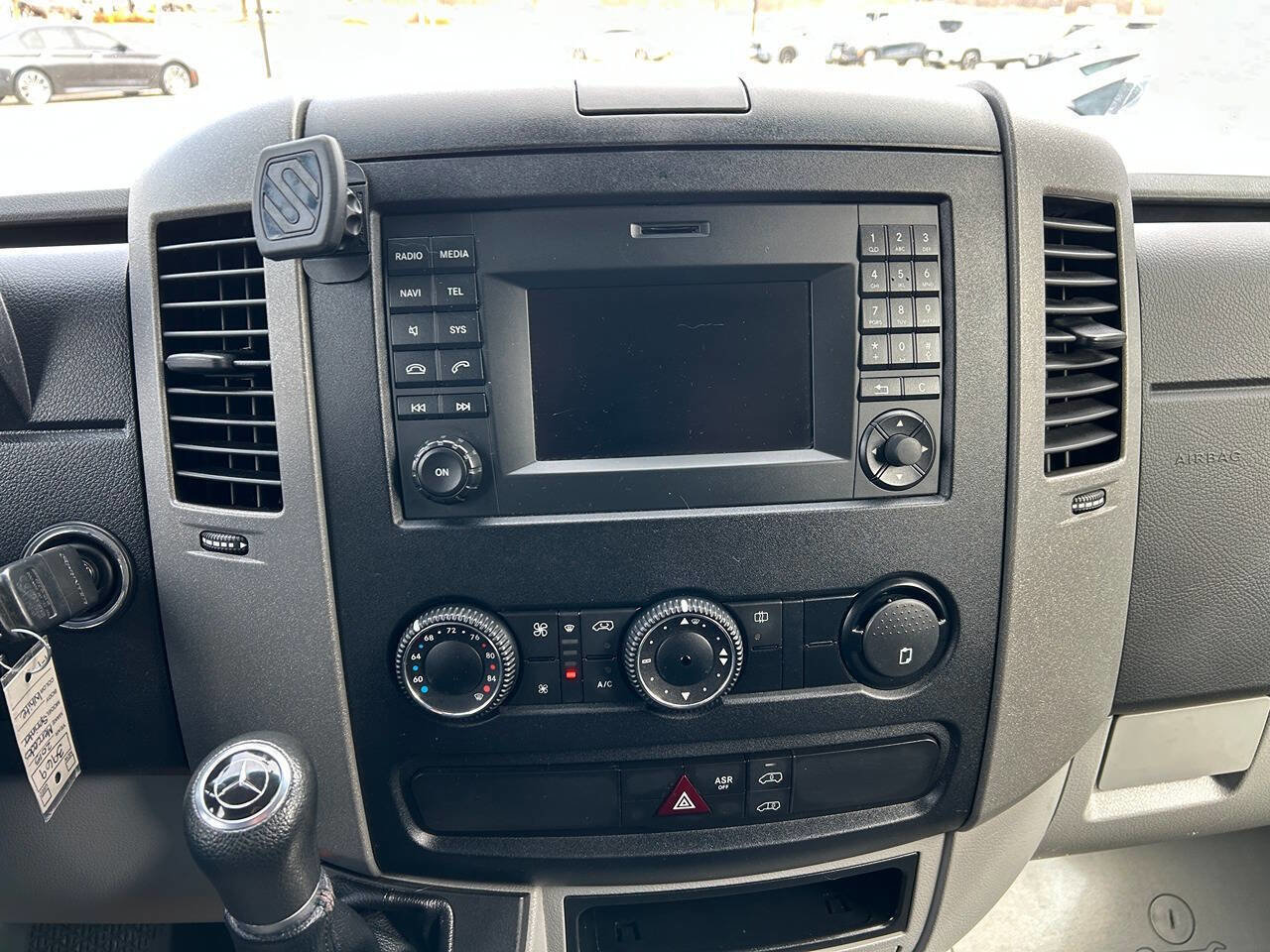 Used 2015 Mercedes-Benz Sprinter 3500 image 17