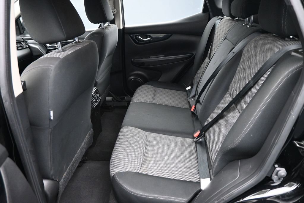 Used 2019 Nissan Rogue Sport SV w/ All-Weather Package AWD/4WD image 7