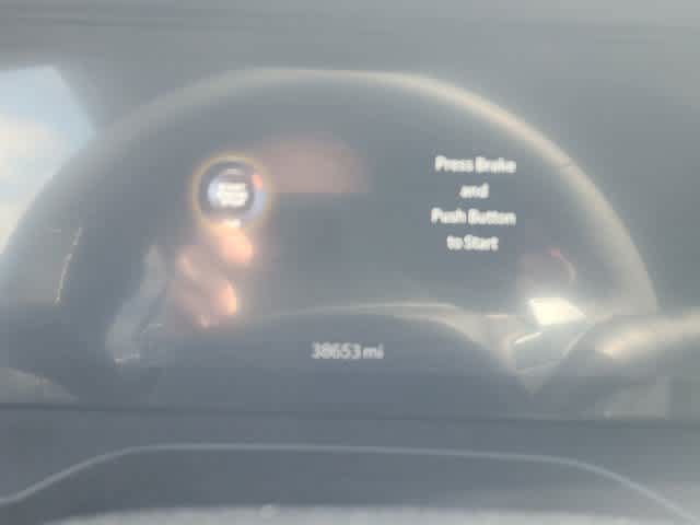 Used 2023 Jeep Grand Cherokee Altitude AWD/4WD image 28
