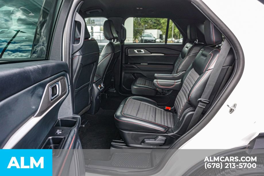 Used 2025 Ford Explorer ST-Line AWD/4WD image 22