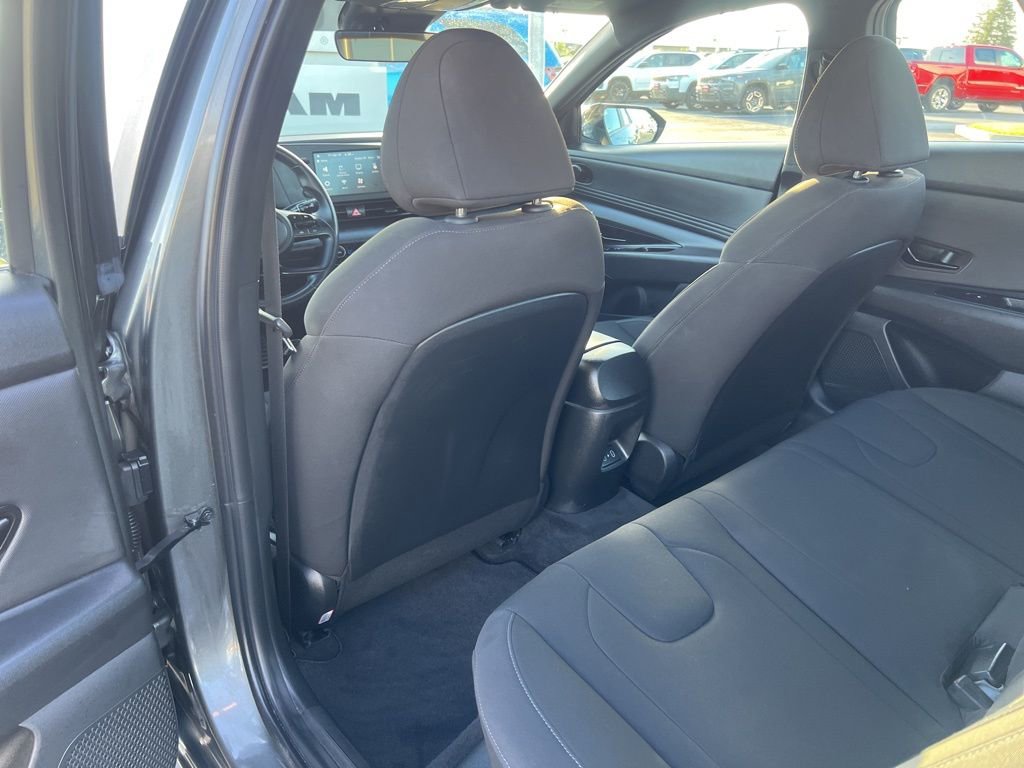 Used 2025 Hyundai Elantra Sport w/ Cargo Package FWD image 28