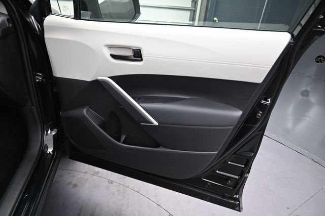Used 2026 Toyota Corolla Cross L FWD image 24