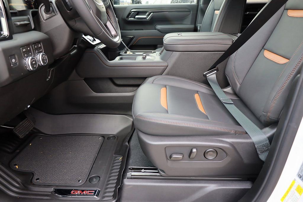 New 2026 GMC Sierra 2500 AT4 image 11