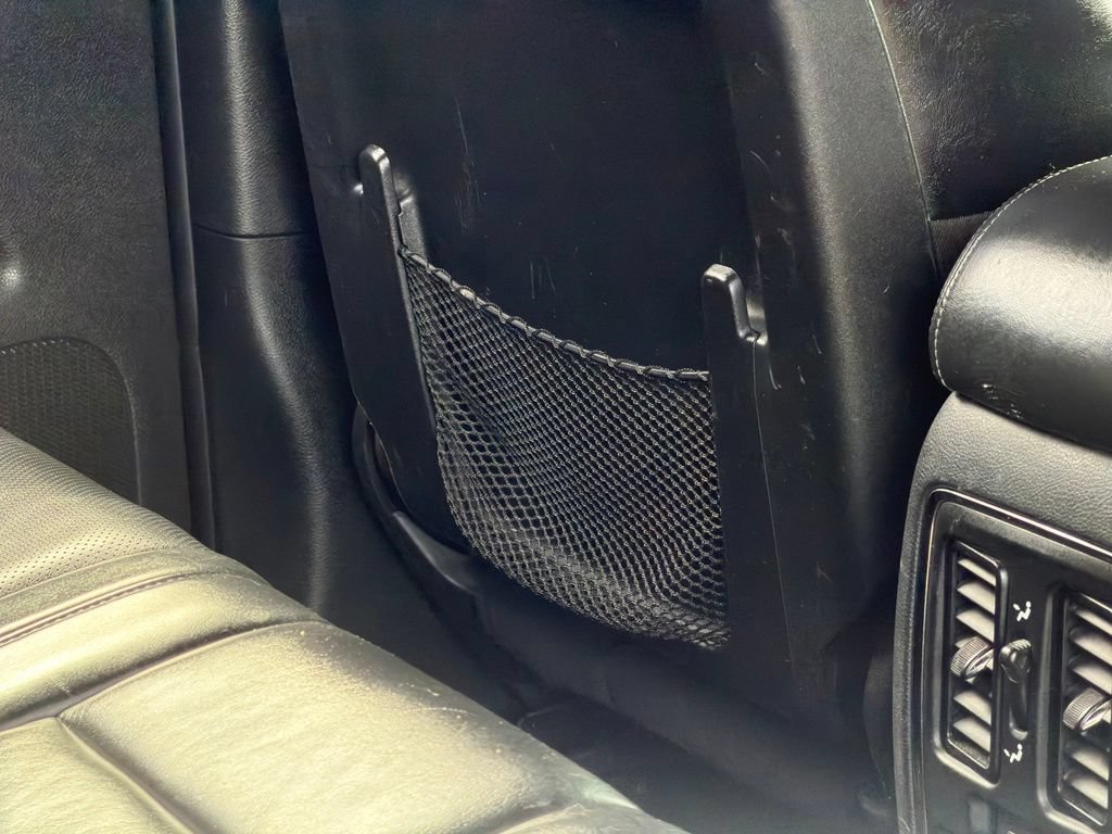 Used 2019 Jeep Grand Cherokee Overland AWD/4WD image 32