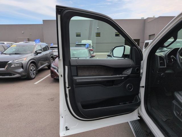 Certified 2020 Ford Expedition Limited w/ Special Edition Package AWD/4WD image 34