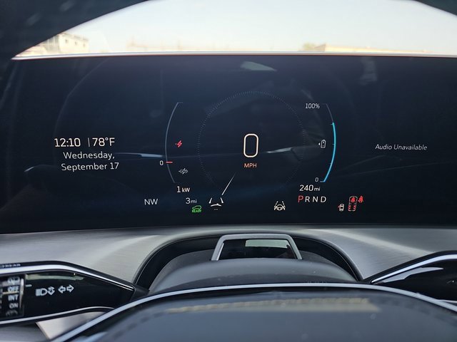 New 2026 Cadillac Vistiq Platinum image 23