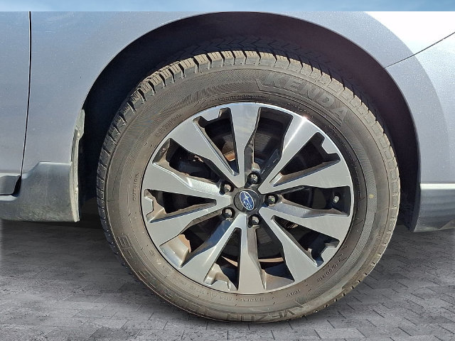 Used 2016 Subaru Outback 2.5i Limited AWD/4WD image 8