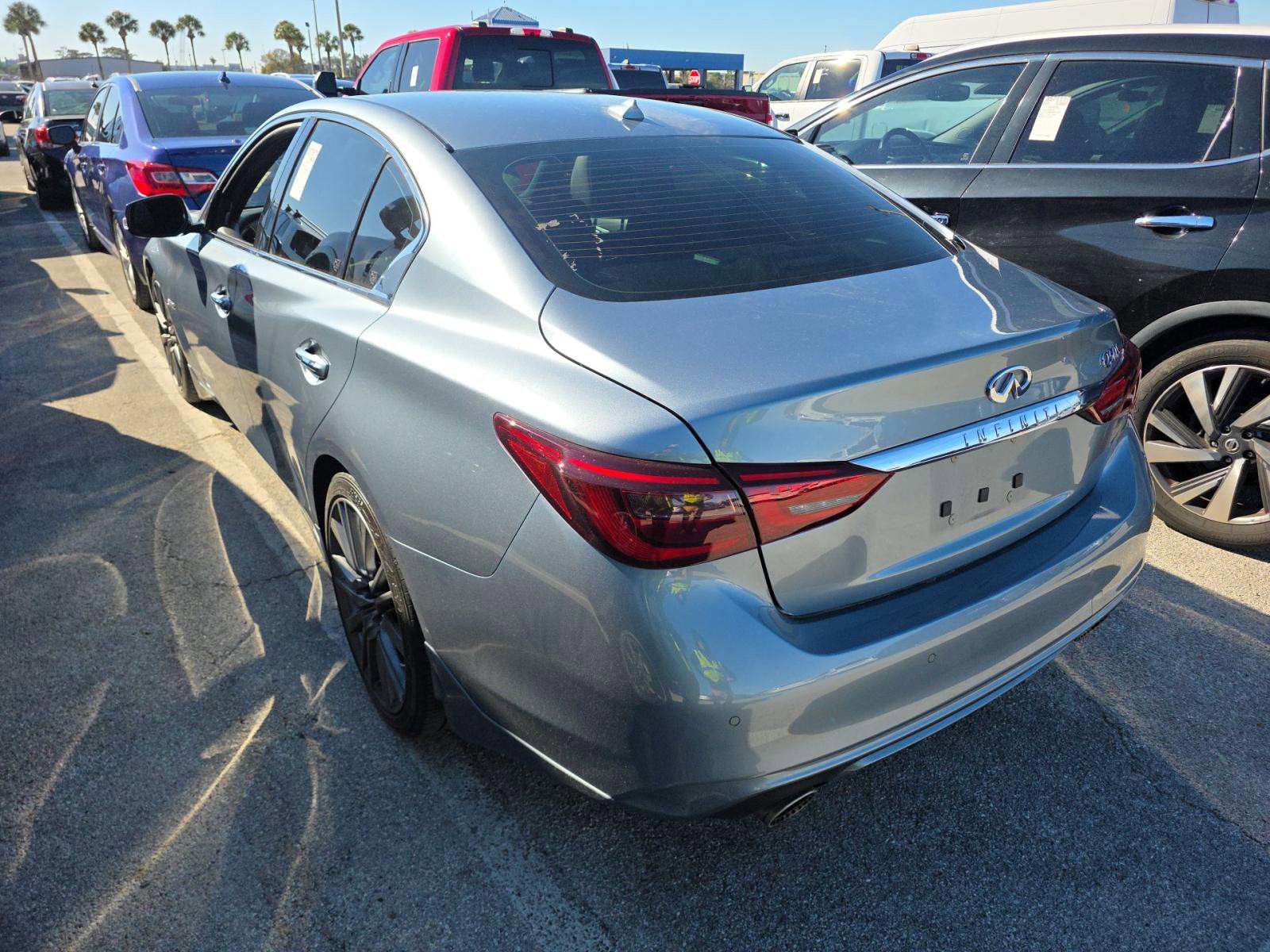 Used 2018 INFINITI Q50 Red Sport 400 w/ Sensory Package (Sport) image 10