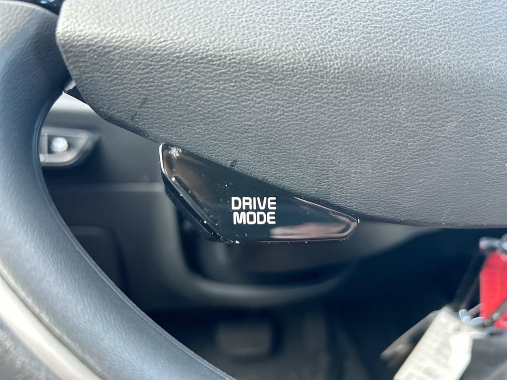 Used 2024 Kia Niro LX FWD image 31