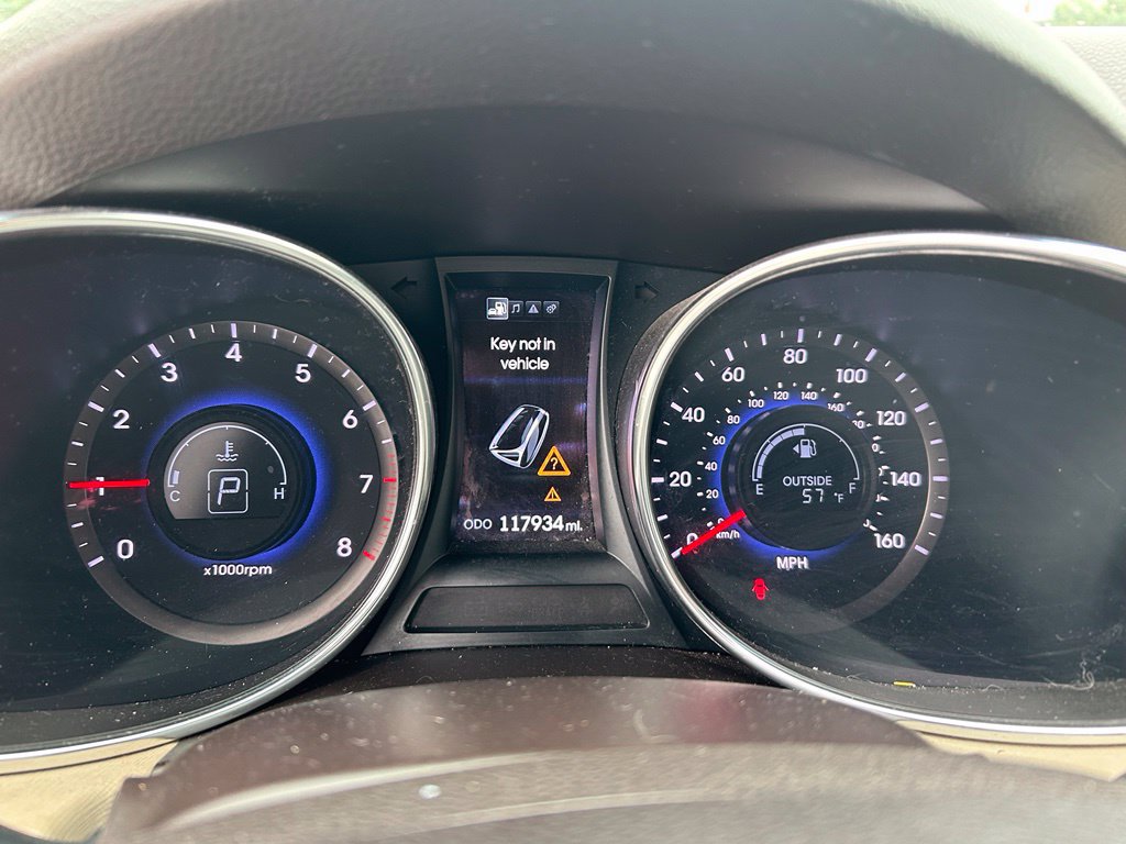 Used 2013 Hyundai Santa Fe Sport 2.0T AWD/4WD image 16