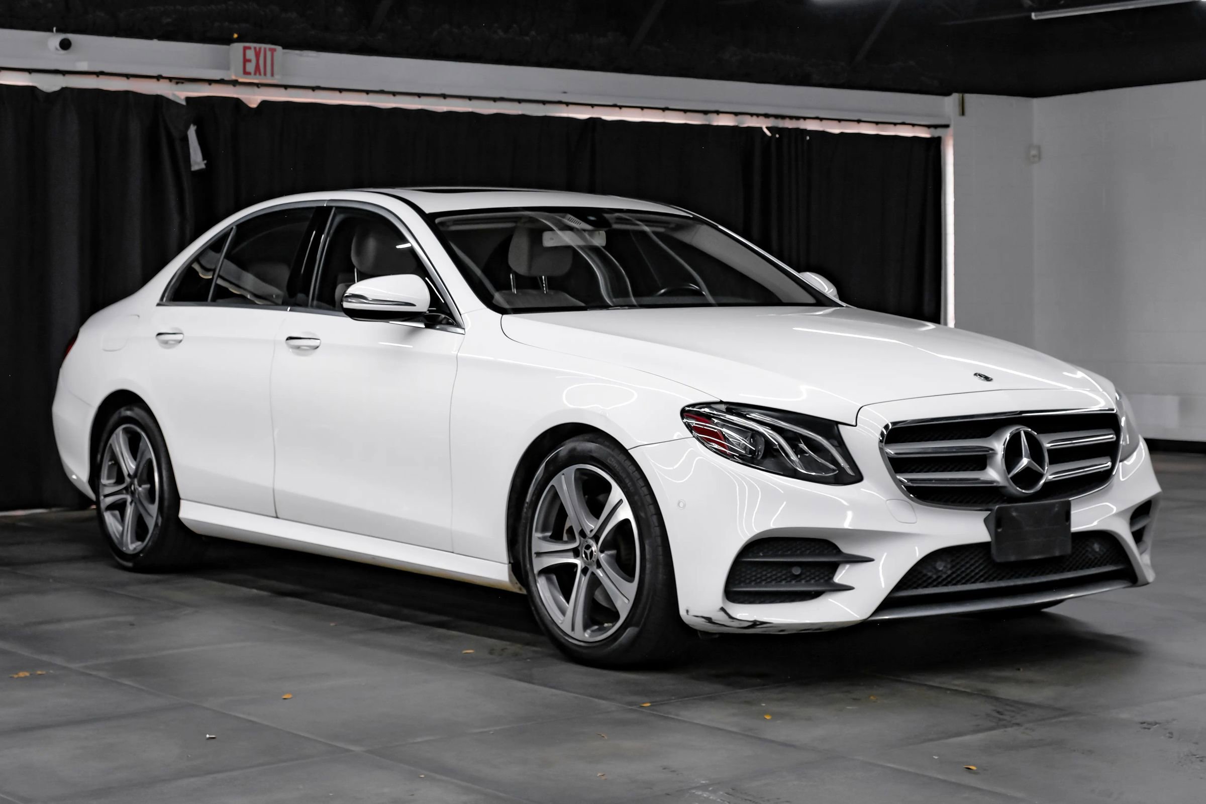 Used 2018 Mercedes-Benz E 300 w/ Premium 1 Package image 9