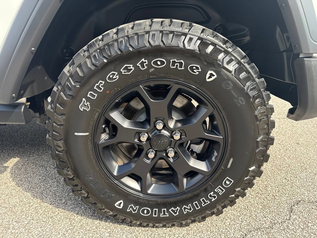 Used 2023 Jeep Wrangler Sport AWD/4WD image 39