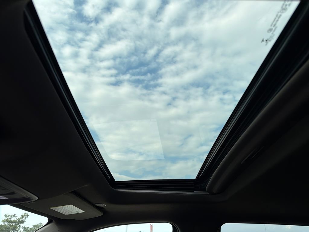 Used 2022 GMC Sierra 1500 Denali w/ Denali Reserve Package image 23