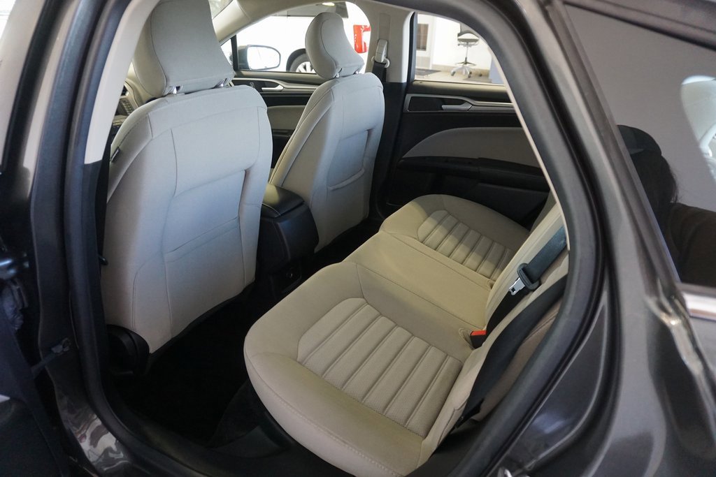 Used 2017 Ford Fusion S image 18