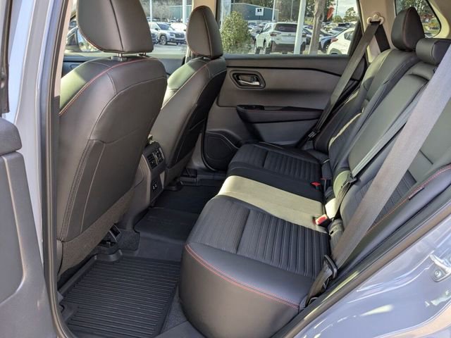 Used 2026 Nissan Rogue SV image 35