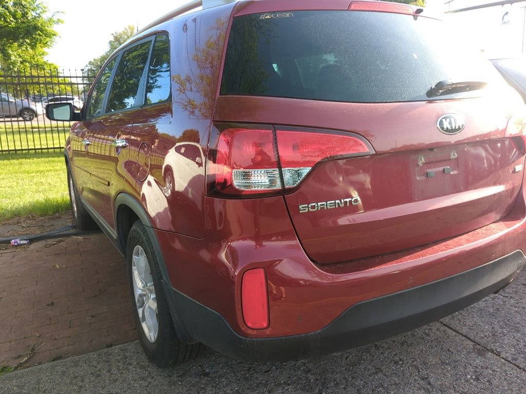 Used 2015 Kia Sorento LX FWD image 4
