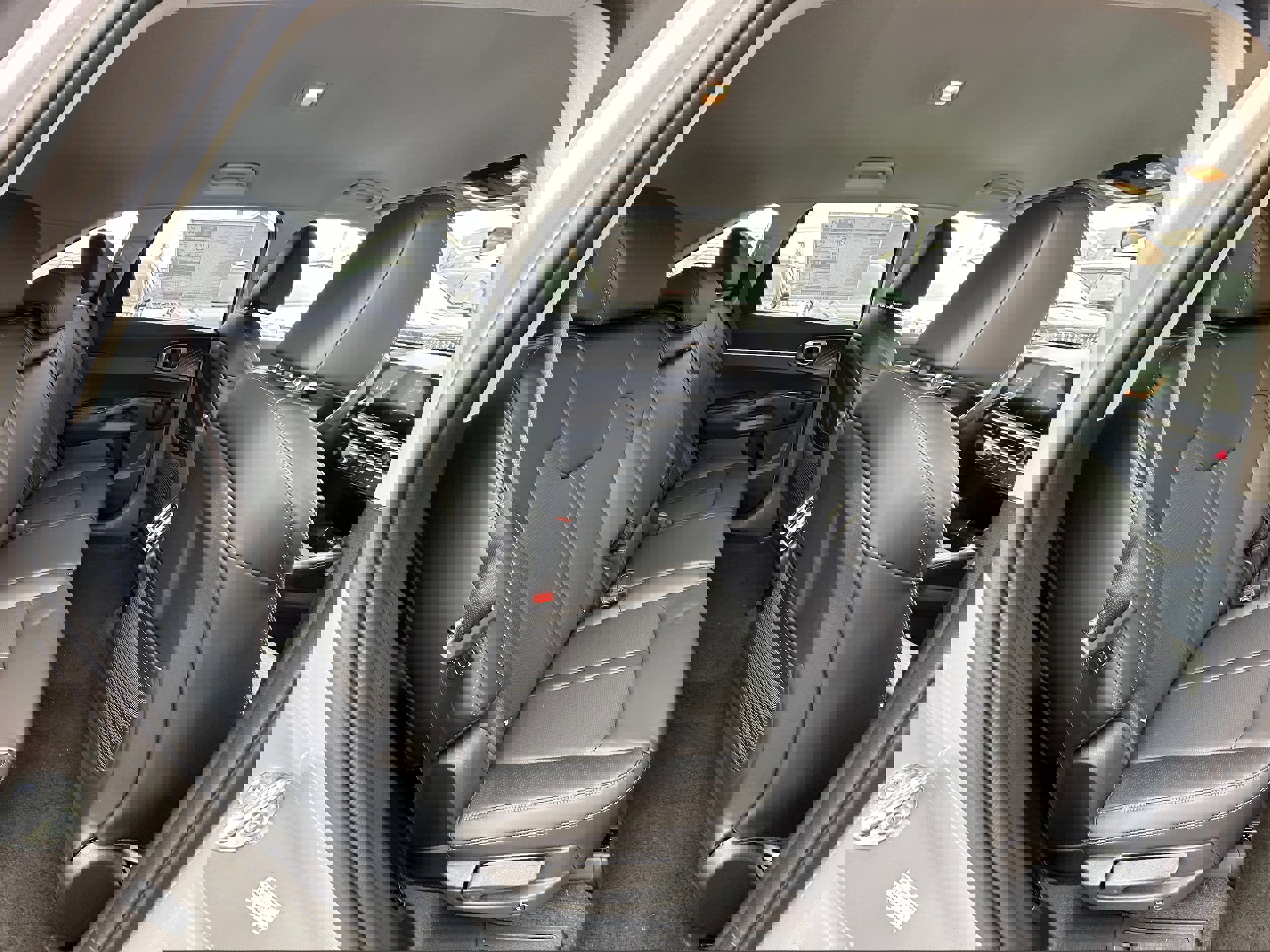 New 2026 Kia Sorento S image 18