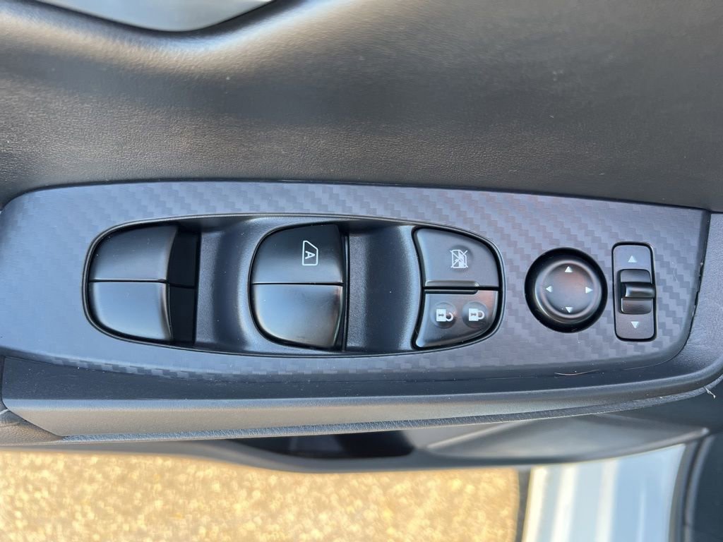 Certified 2023 Nissan Sentra SV image 46