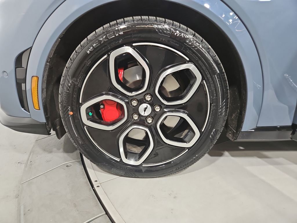 Used 2023 Ford Mustang Mach-E GT image 28