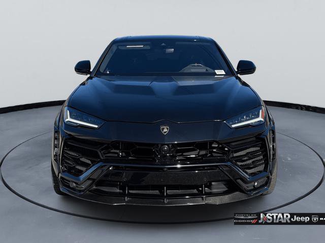 Used 2021 Lamborghini Urus image 2