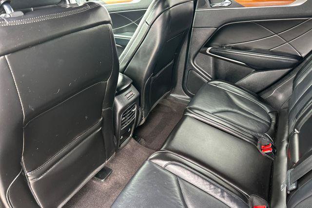 Used 2019 Lincoln MKC Select FWD image 12