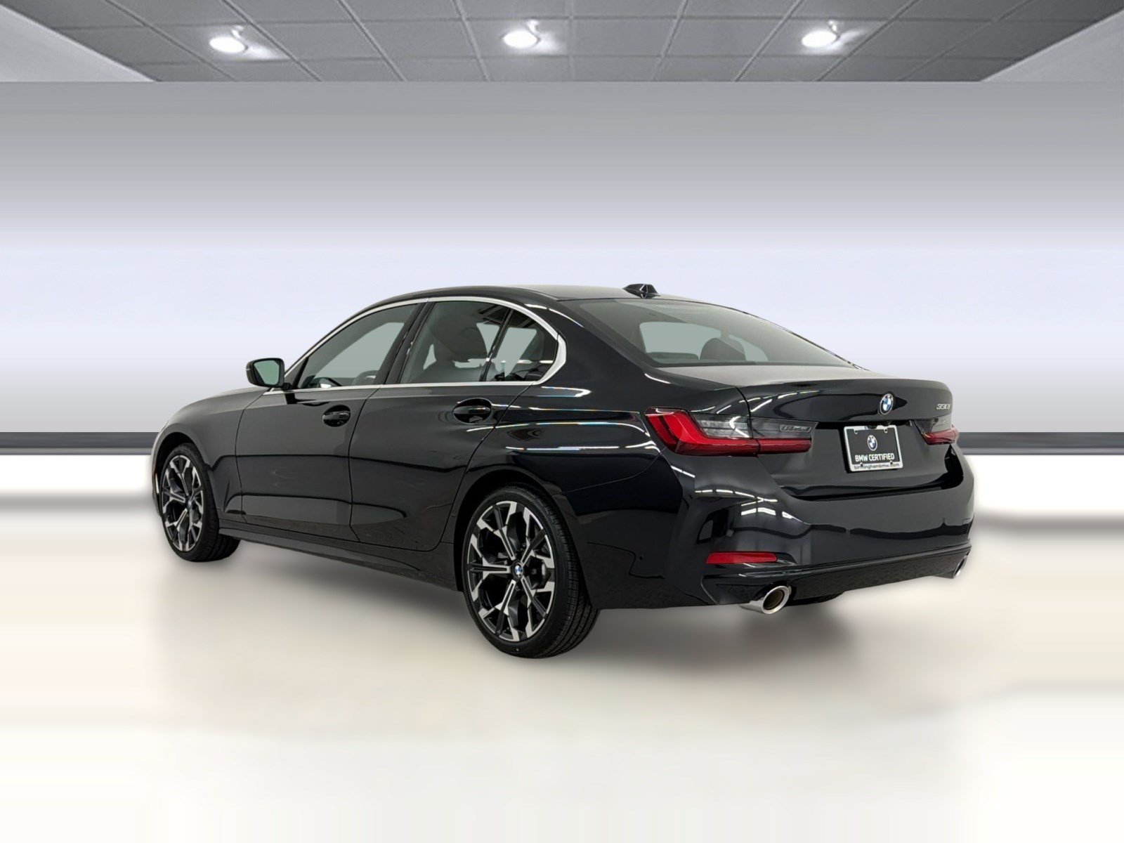 Certified 2026 BMW 330i Sedan RWD image 3