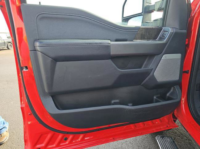 Certified 2025 Ford F250 Lariat w/ Lariat Ultimate Package image 14