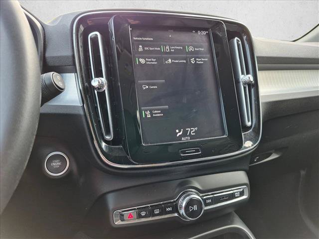 Used 2019 Volvo XC40 T5 Momentum AWD/4WD image 14