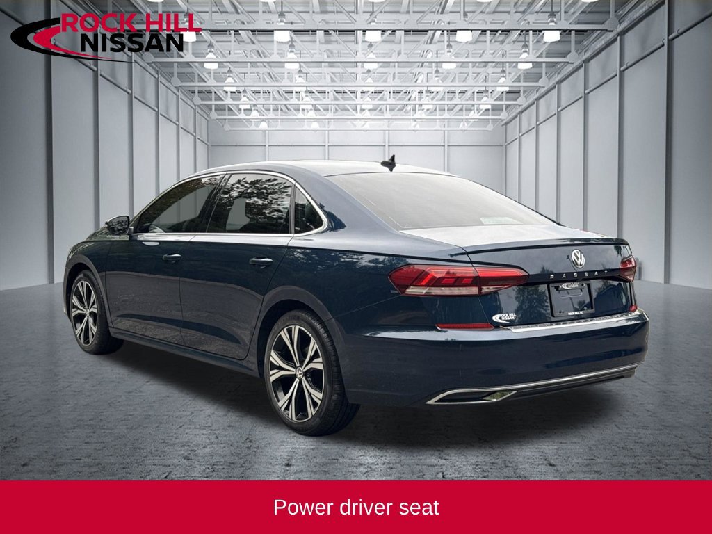 Used 2021 Volkswagen Passat 2.0T SE FWD image 5