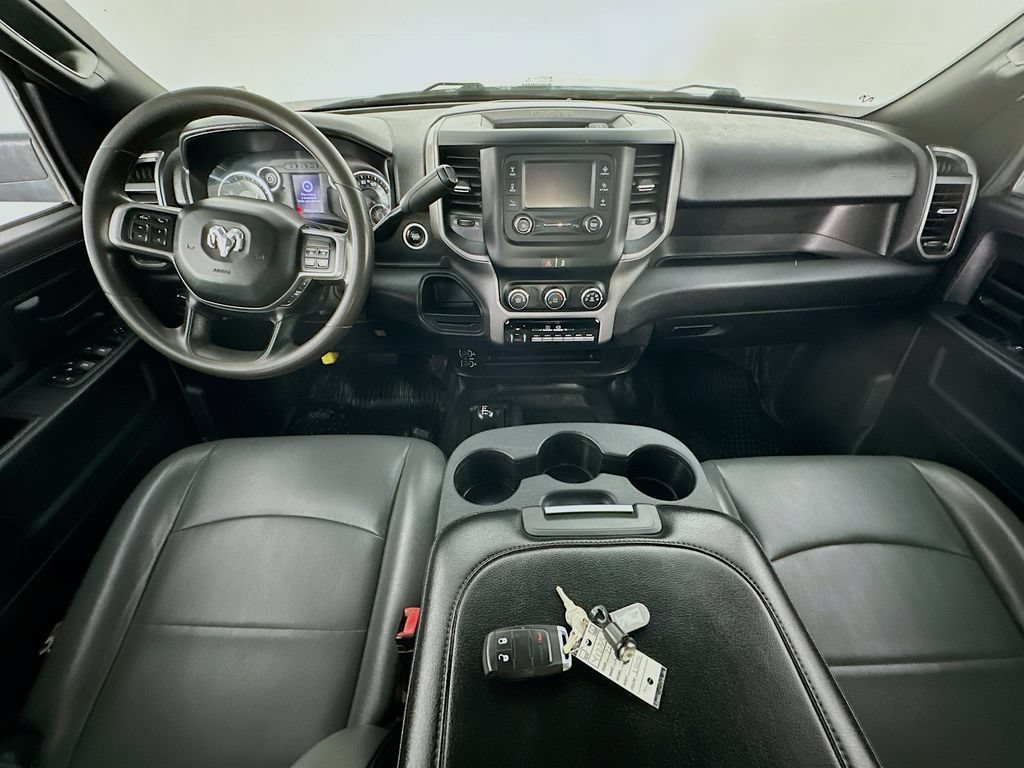 Used 2021 RAM 5500 Tradesman w/ Chrome Appearance Group AWD/4WD image 10