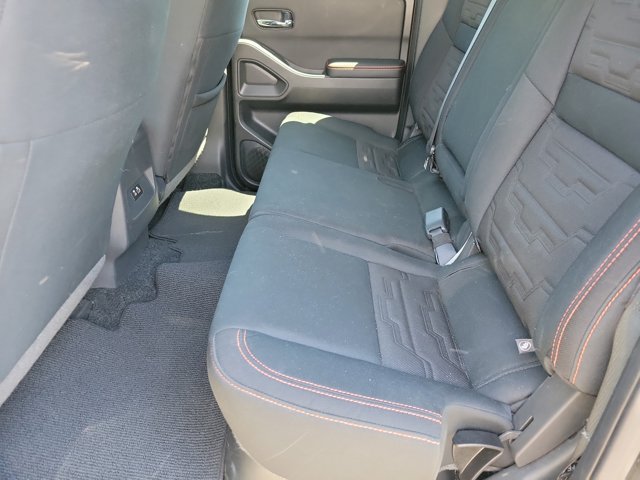 Used 2025 Nissan Frontier PRO-4X AWD/4WD image 9