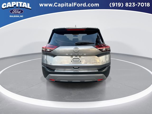 Used 2023 Nissan Rogue SV image 7