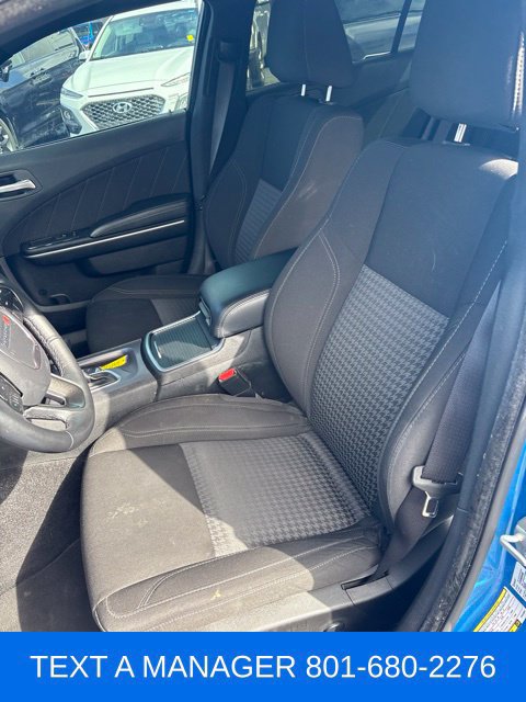 Used 2023 Dodge Charger SXT w/ Navigation & Travel Group AWD/4WD image 11