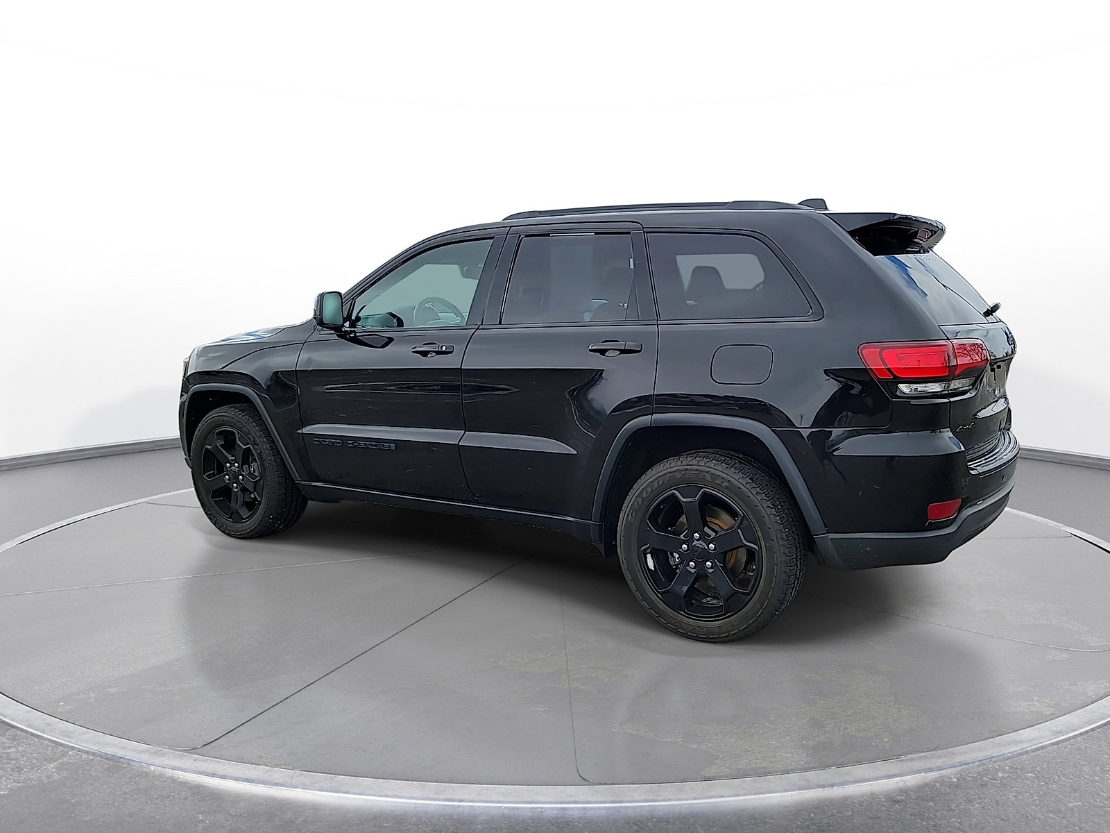 Used 2019 Jeep Grand Cherokee Laredo AWD/4WD image 6
