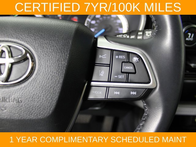 Used 2023 Toyota Highlander XLE AWD/4WD image 24