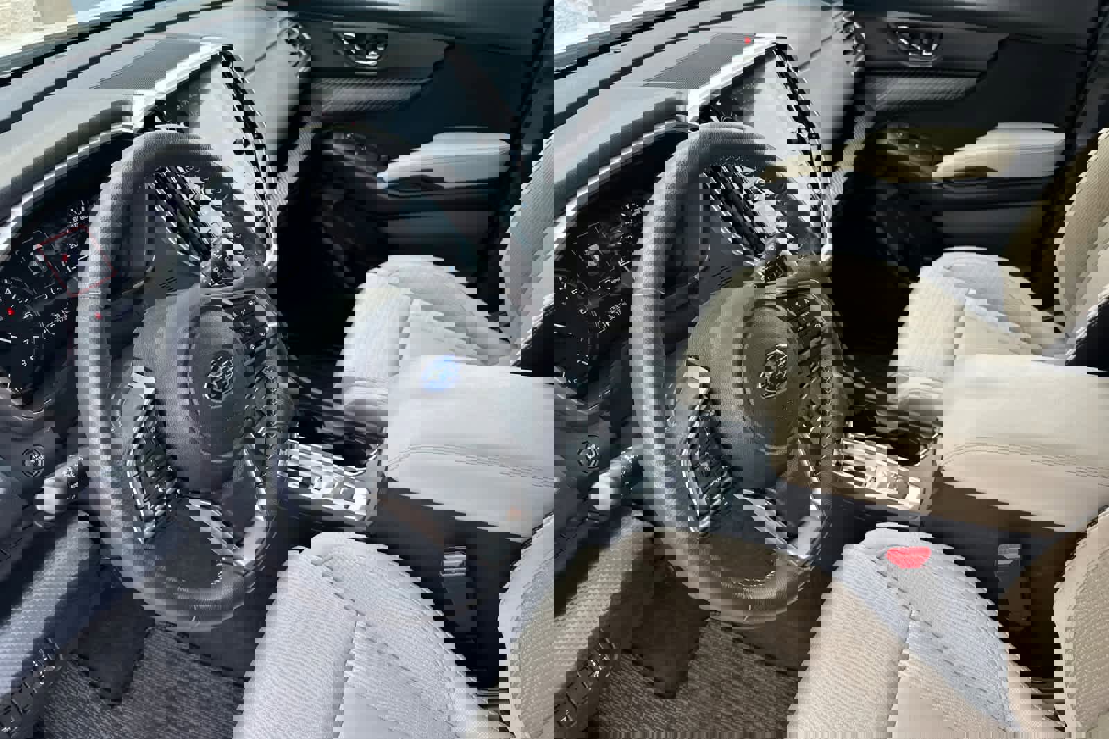 Used 2024 Subaru Ascent Premium w/ Convenience Package image 9