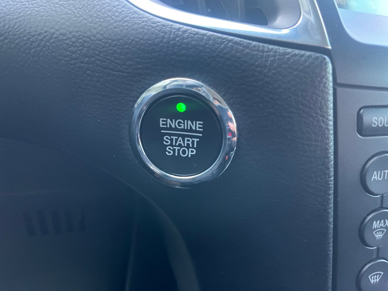 Used 2018 Ford Edge Sport w/ Equipment Group 401A image 30