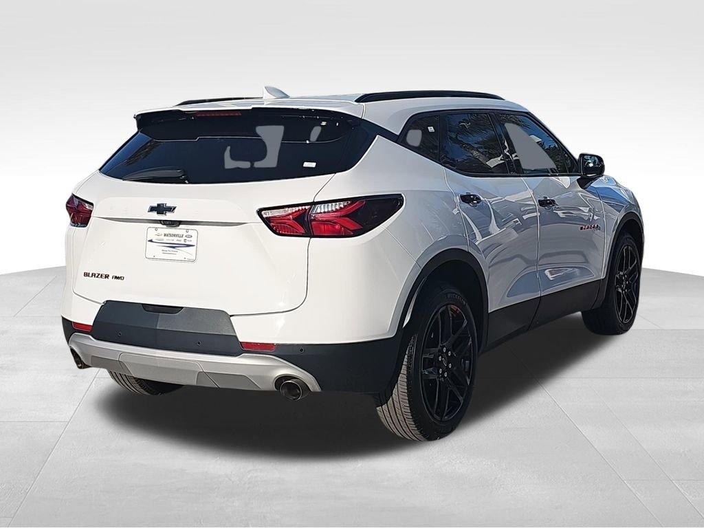 Used 2021 Chevrolet Blazer LT w/ Redline Edition image 3