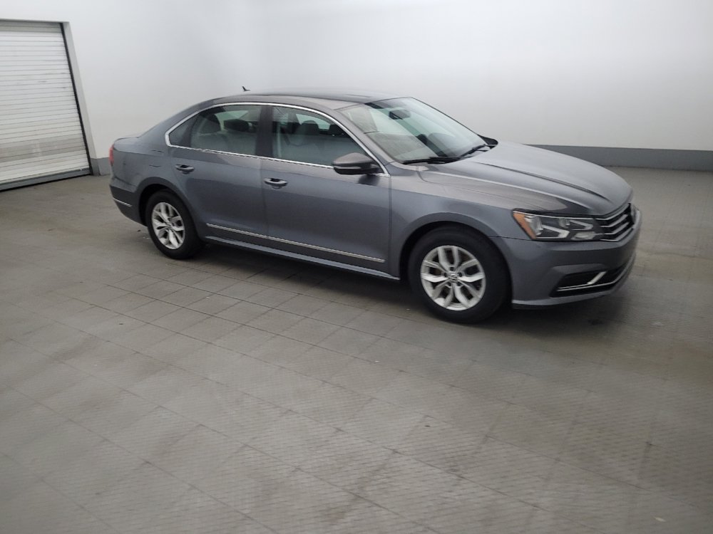 Used 2017 Volkswagen Passat 1.8T S FWD image 11