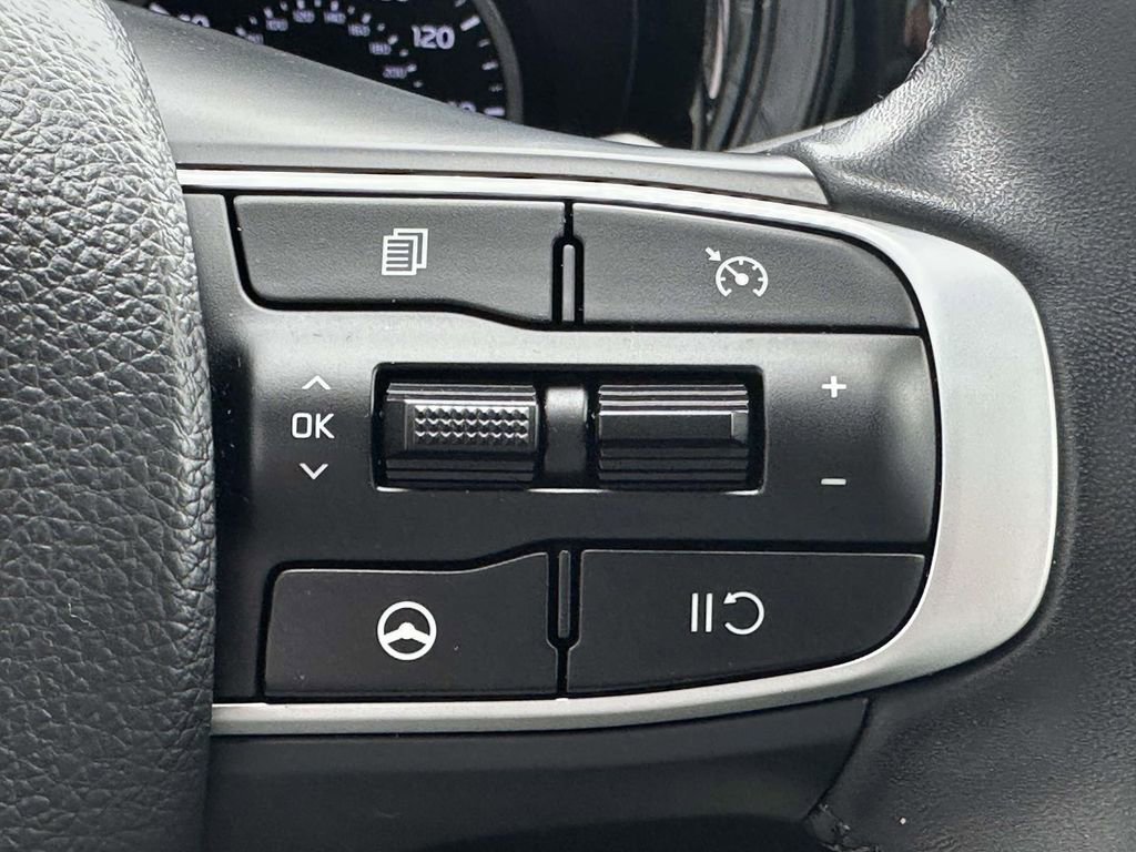 Used 2024 Kia K5 EX image 29
