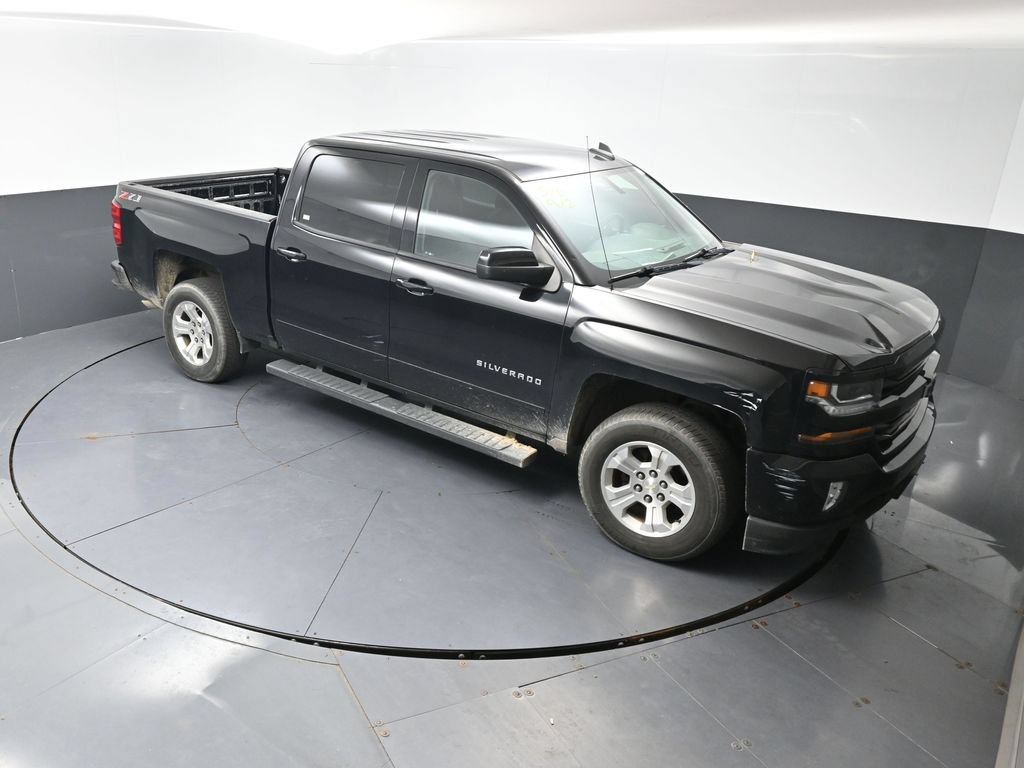 Used 2018 Chevrolet Silverado 1500 LT w/ All Star Edition AWD/4WD image 11
