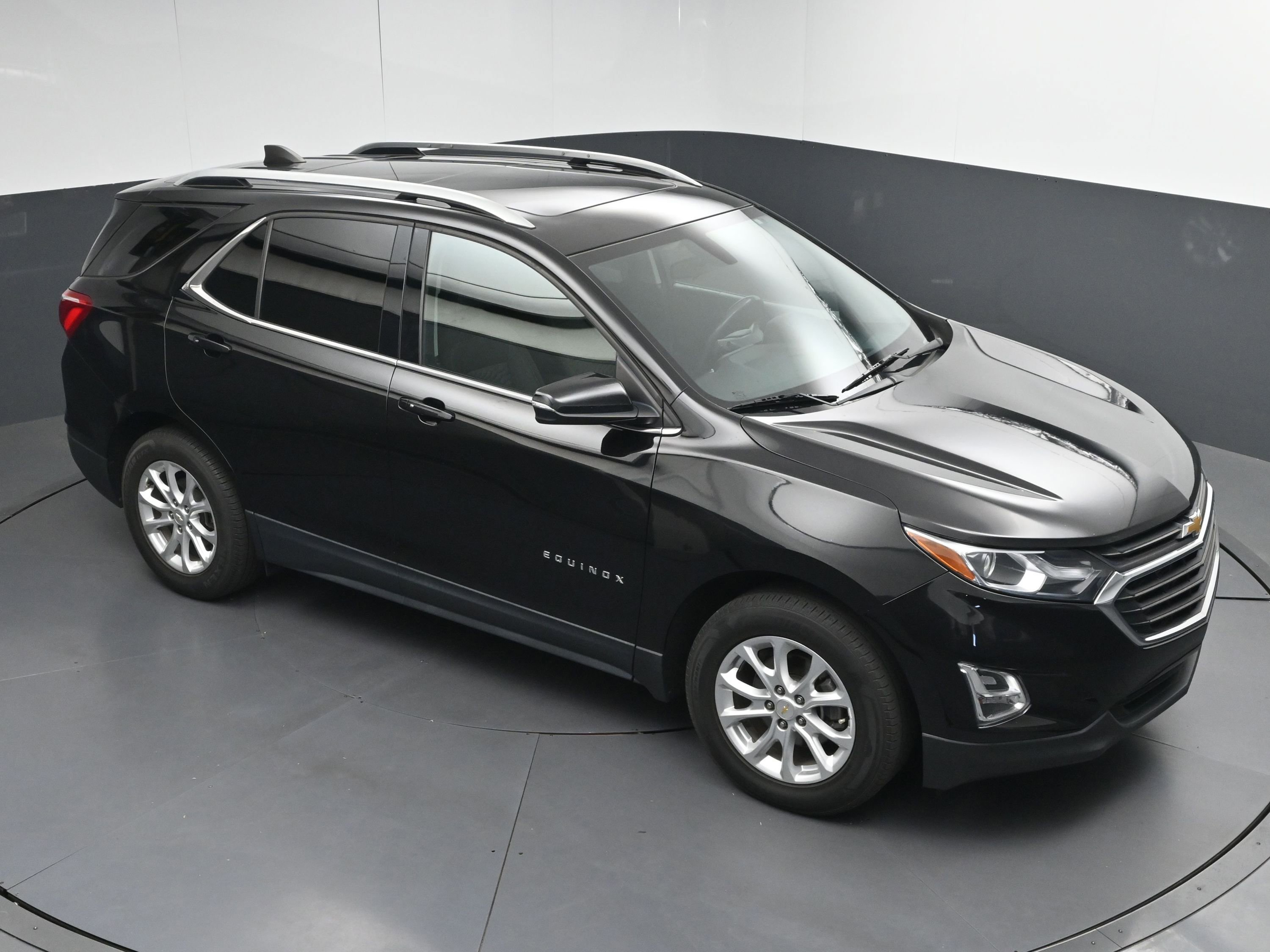 Used 2019 Chevrolet Equinox LT w/ Sun & Navigation Package image 32