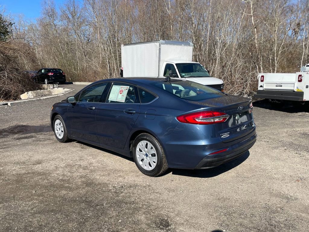 Used 2019 Ford Fusion S FWD image 8