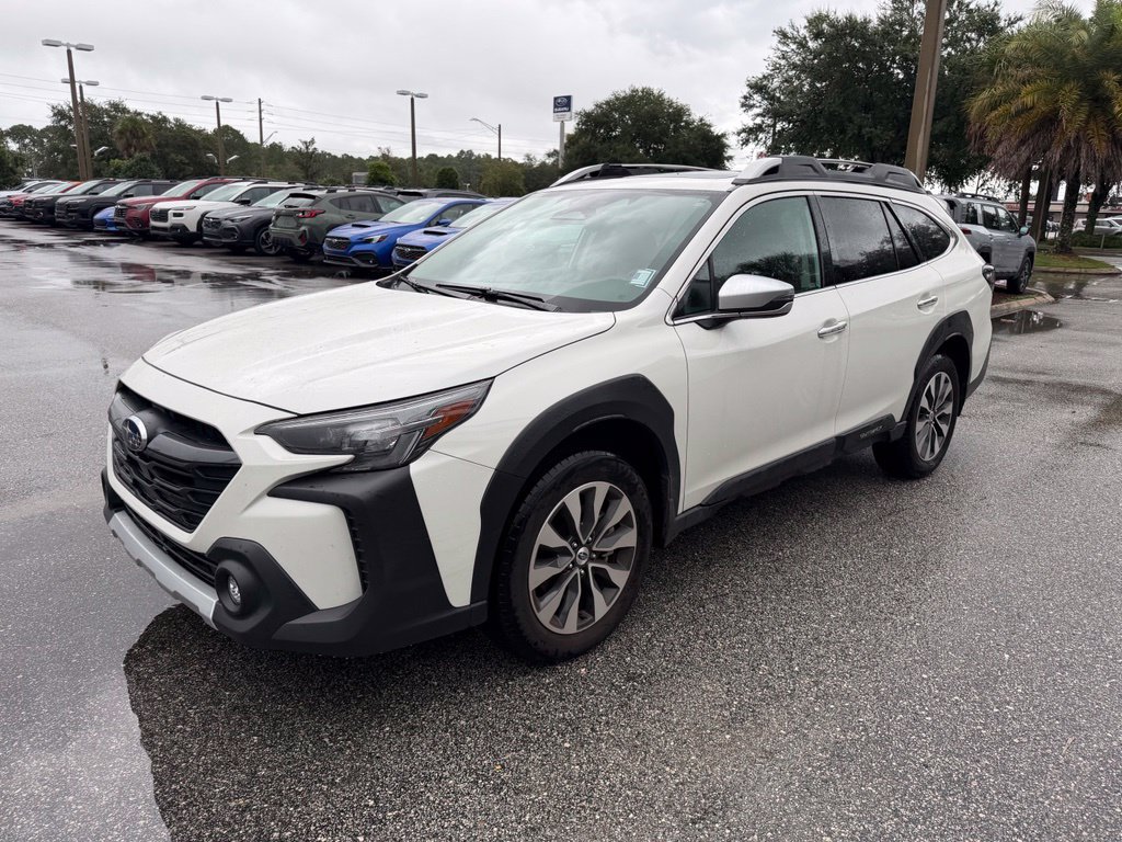 Used 2025 Subaru Outback Touring XT AWD/4WD image 11