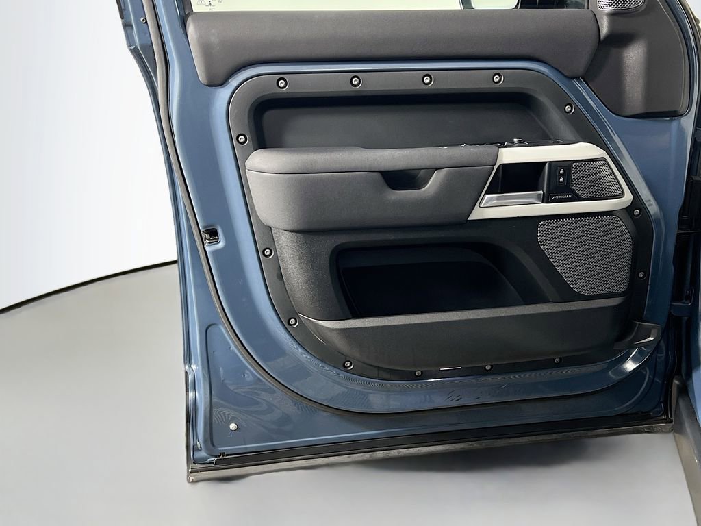 Used 2022 Land Rover Defender 110 S image 18