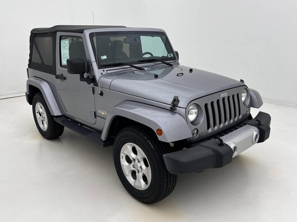 Used 2015 Jeep Wrangler Sahara AWD/4WD image 6