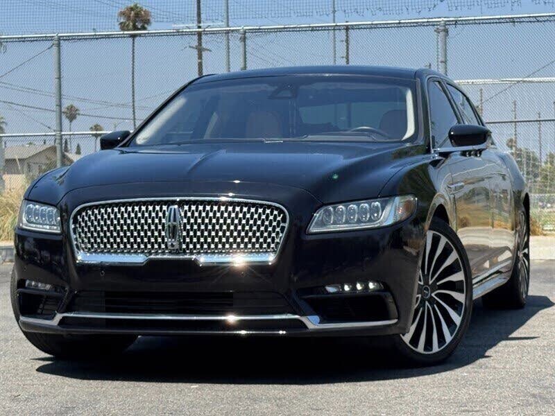 Used 2019 Lincoln Continental Black Label w/ Rear Seat Package image 2