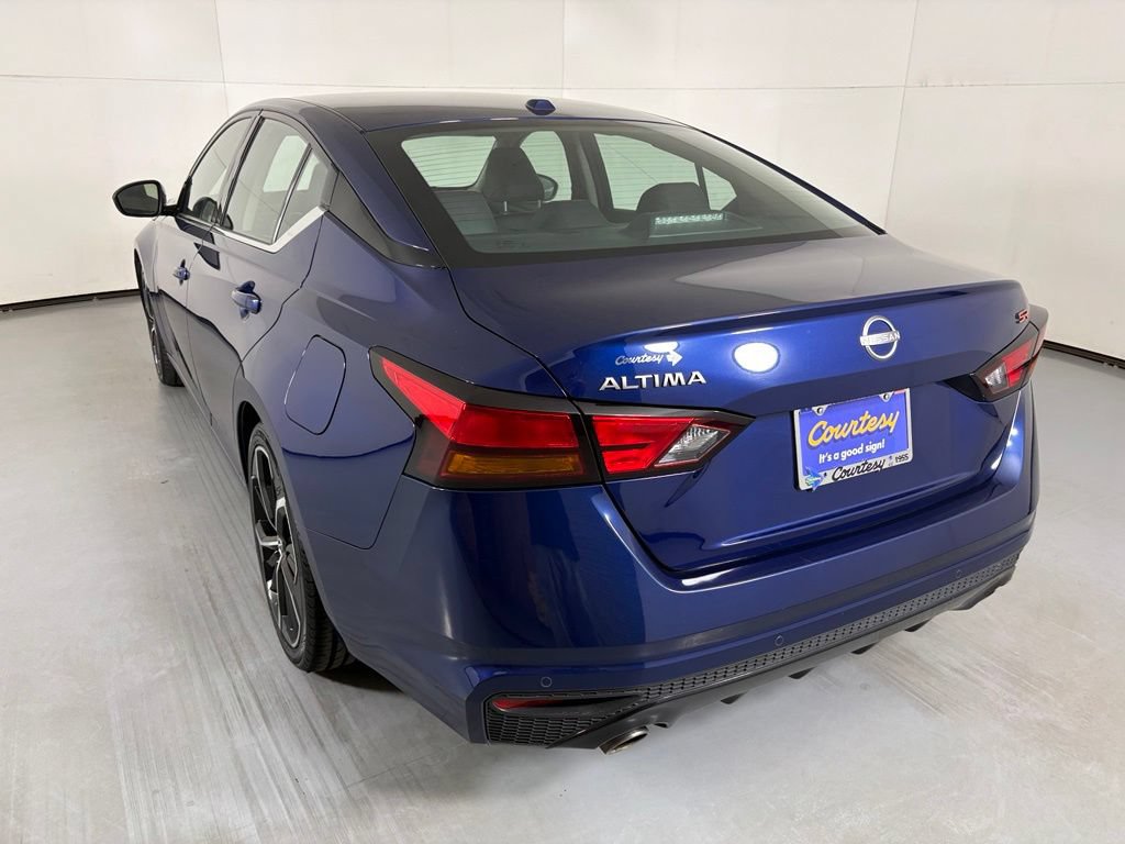 Used 2024 Nissan Altima 2.5 SR FWD image 6